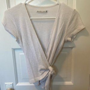 A&F Soft Wrap-Around Top, White (Size XXS)